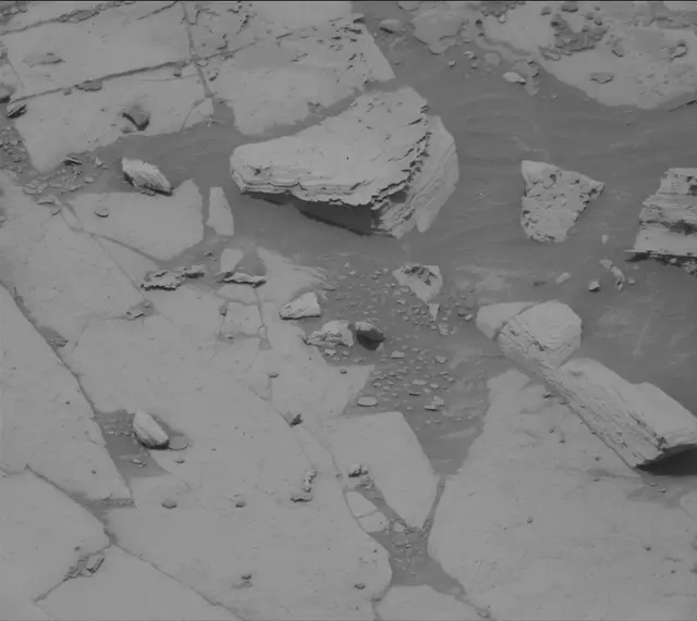 Sol 4132: Mast Camera (Mastcam)