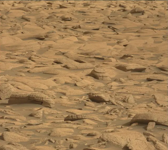 Sol 4132: Mast Camera (Mastcam)