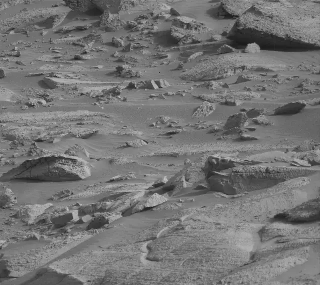 Sol 4132: Mast Camera (Mastcam)