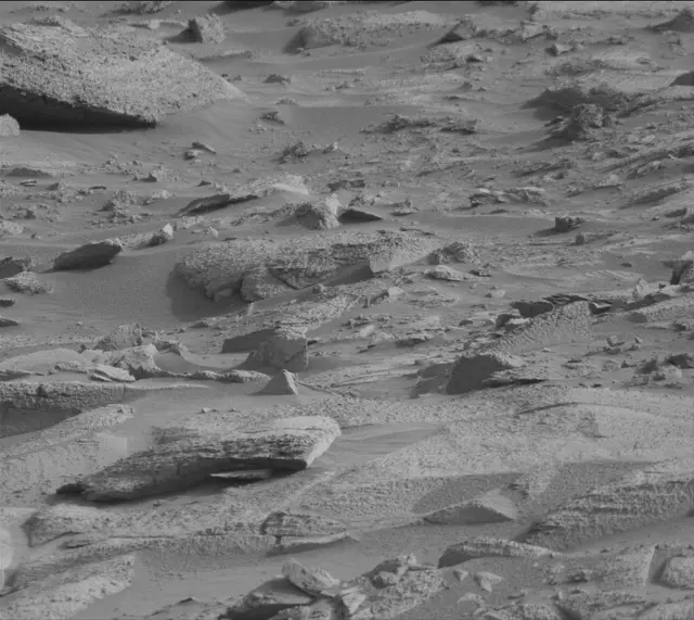 Sol 4132: Mast Camera (Mastcam)
