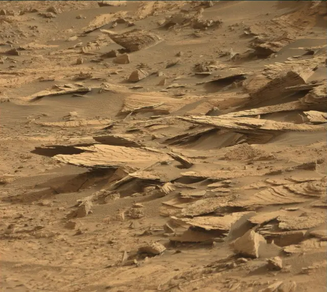 Sol 4132: Mast Camera (Mastcam)