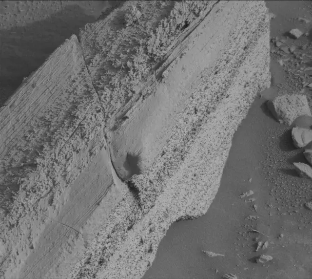 Sol 4132: Mast Camera (Mastcam)