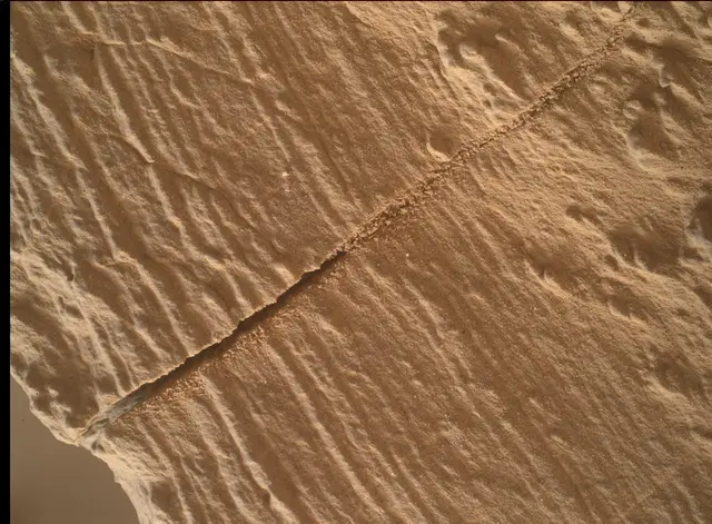 Sol 4134: Mars Hand Lens Imager (MAHLI)