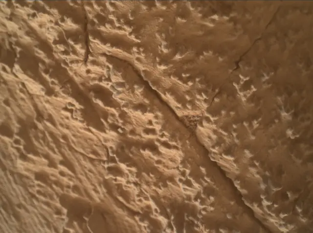 Sol 4134: Mars Hand Lens Imager (MAHLI)