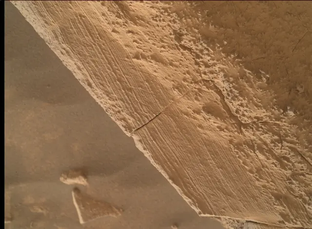 Sol 4134: Mars Hand Lens Imager (MAHLI)