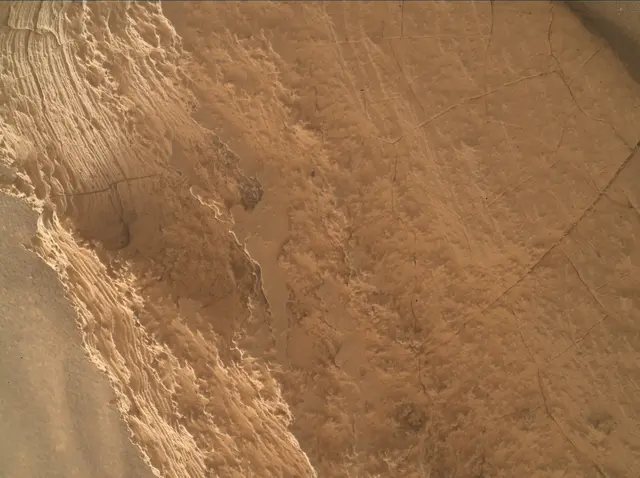 Sol 4134: Mars Hand Lens Imager (MAHLI)