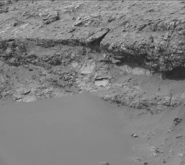 Sol 4135: Mast Camera (Mastcam)