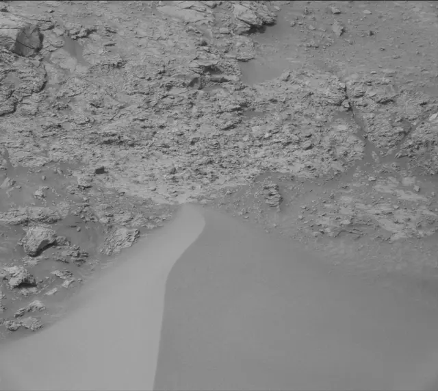 Sol 4135: Mast Camera (Mastcam)