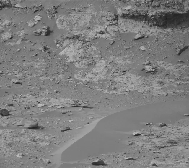 Sol 4135: Mast Camera (Mastcam)