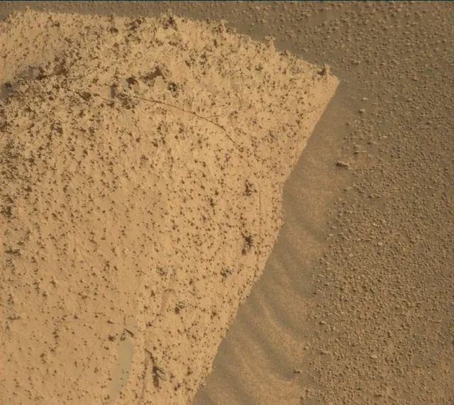 Sol 4135: Mast Camera (Mastcam)