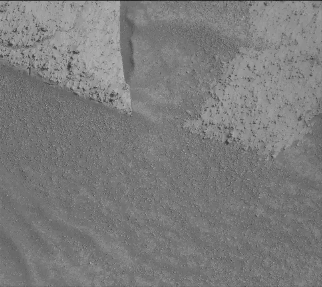 Sol 4135: Mast Camera (Mastcam)