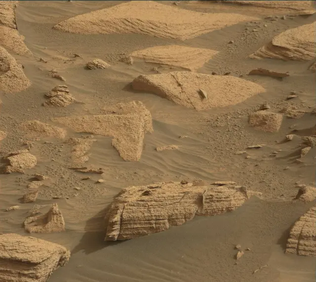 Sol 4137: Mast Camera (Mastcam)