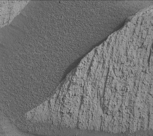 Sol 4137: Mast Camera (Mastcam)