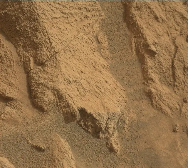 Sol 4139: Mast Camera (Mastcam)