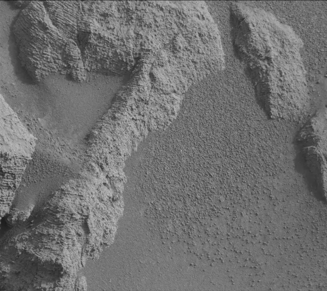 Sol 4139: Mast Camera (Mastcam)