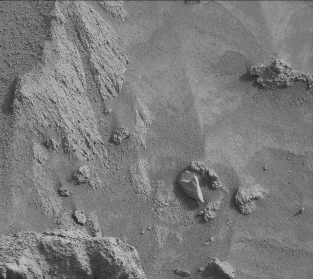 Sol 4139: Mast Camera (Mastcam)