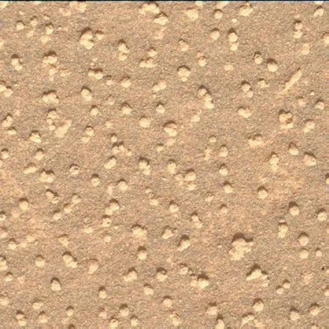 Sol 4139: Mars Hand Lens Imager (MAHLI)