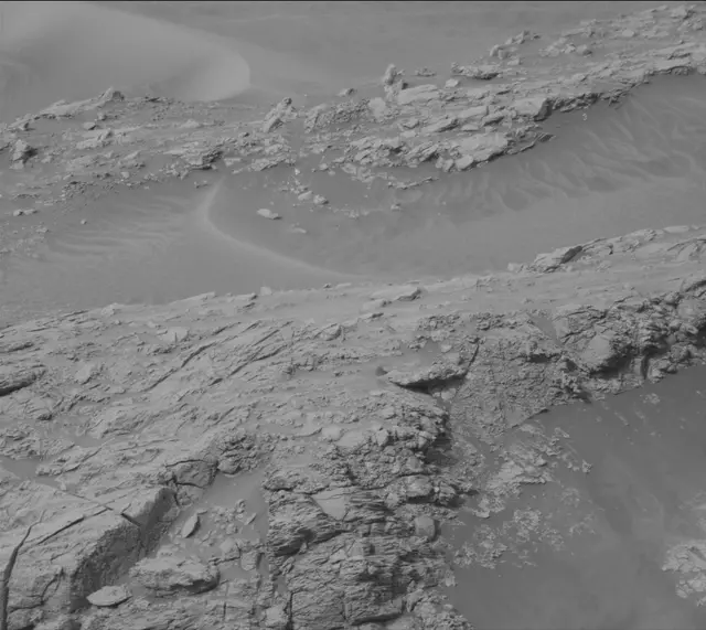 Sol 4140: Mast Camera (Mastcam)