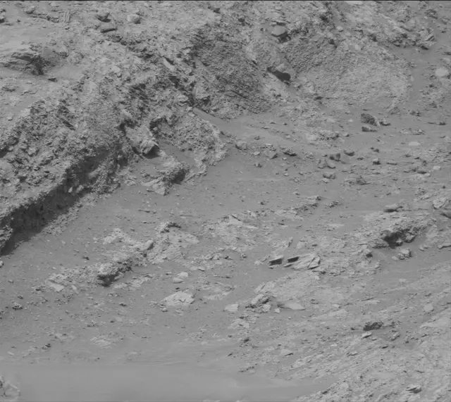 Sol 4141: Mast Camera (Mastcam)