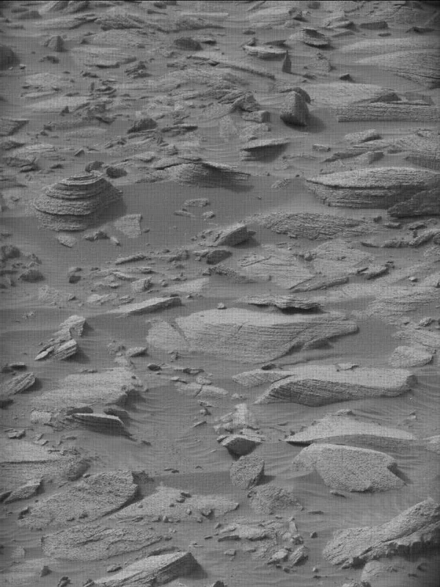Sol 4142: Mast Camera (Mastcam)