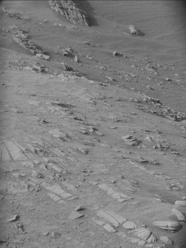 Sol 4142: Mast Camera (Mastcam)