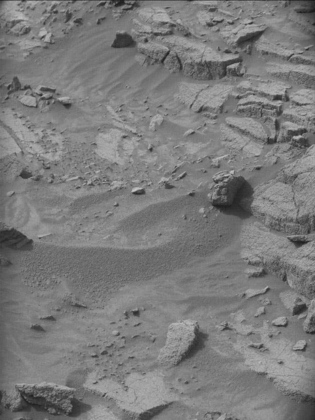 Sol 4142: Mast Camera (Mastcam)