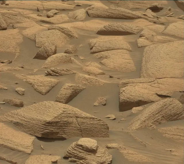 Sol 4142: Mast Camera (Mastcam)