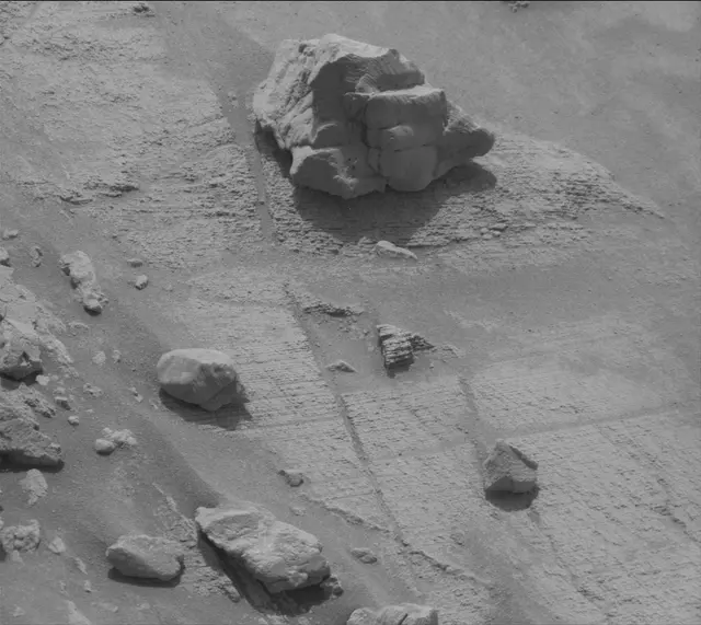 Sol 4144: Mast Camera (Mastcam)