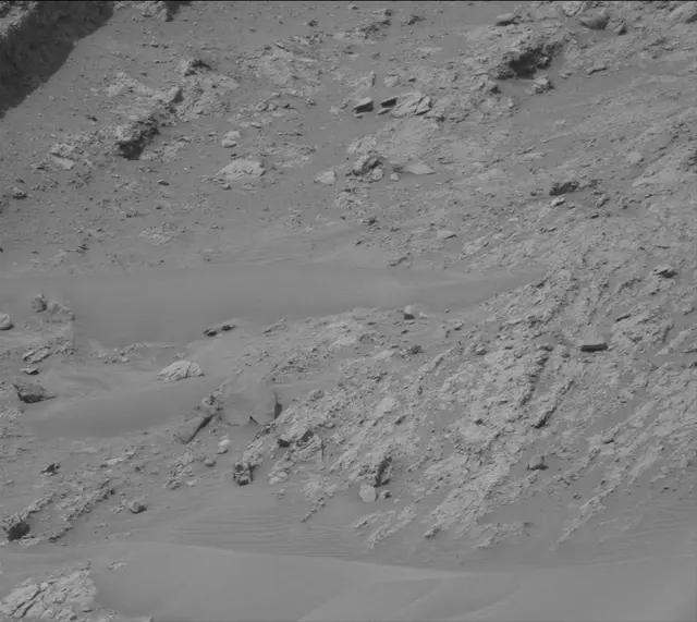 Sol 4144: Mast Camera (Mastcam)