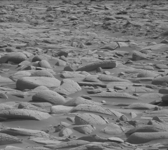 Sol 4144: Mast Camera (Mastcam)