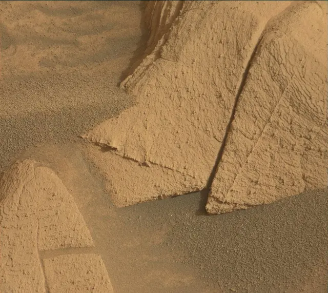 Sol 4144: Mast Camera (Mastcam)