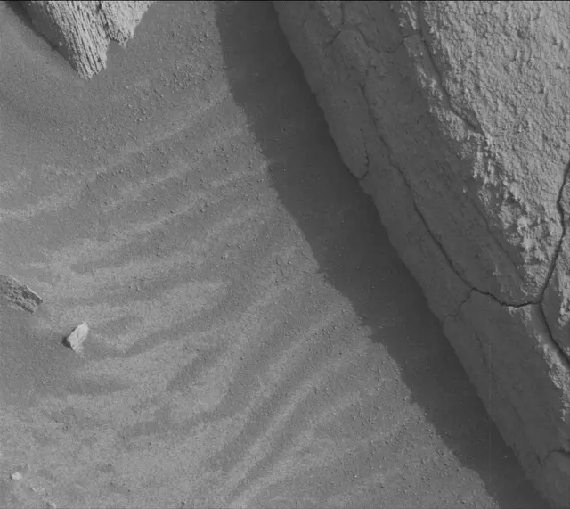 Sol 4144: Mast Camera (Mastcam)