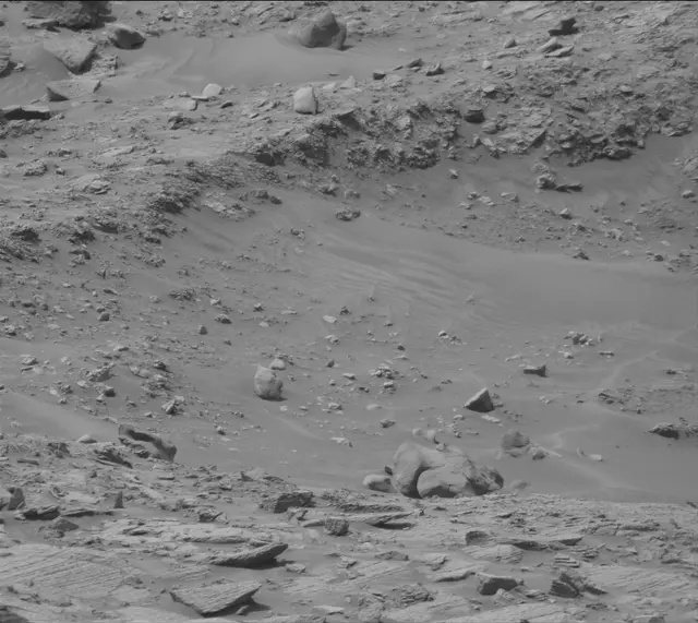 Sol 4146: Mast Camera (Mastcam)
