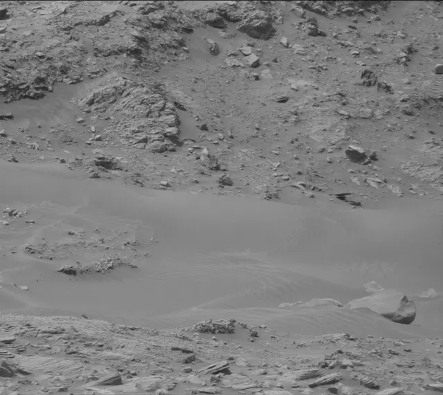 Sol 4146: Mast Camera (Mastcam)