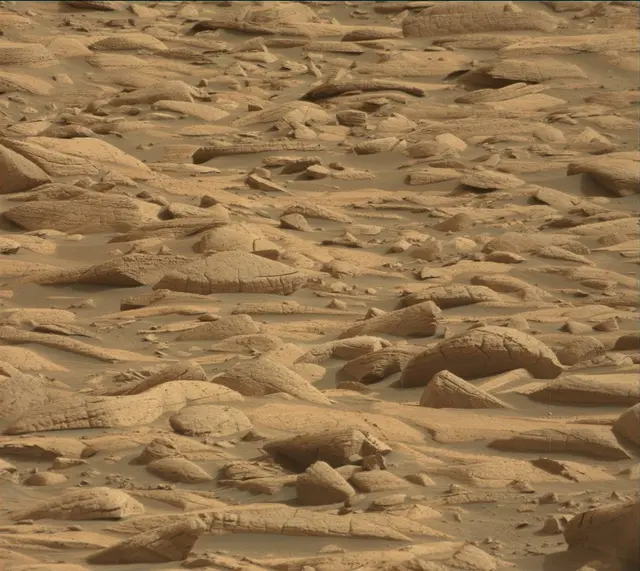 Sol 4146: Mast Camera (Mastcam)