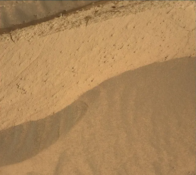 Sol 4146: Mast Camera (Mastcam)