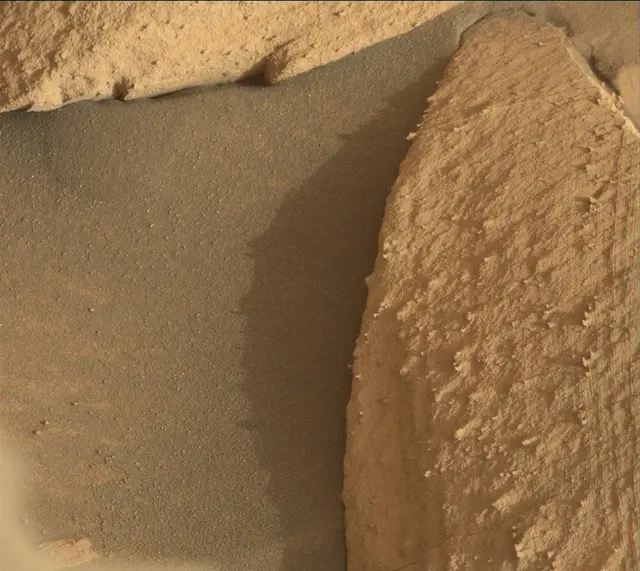 Sol 4146: Mast Camera (Mastcam)