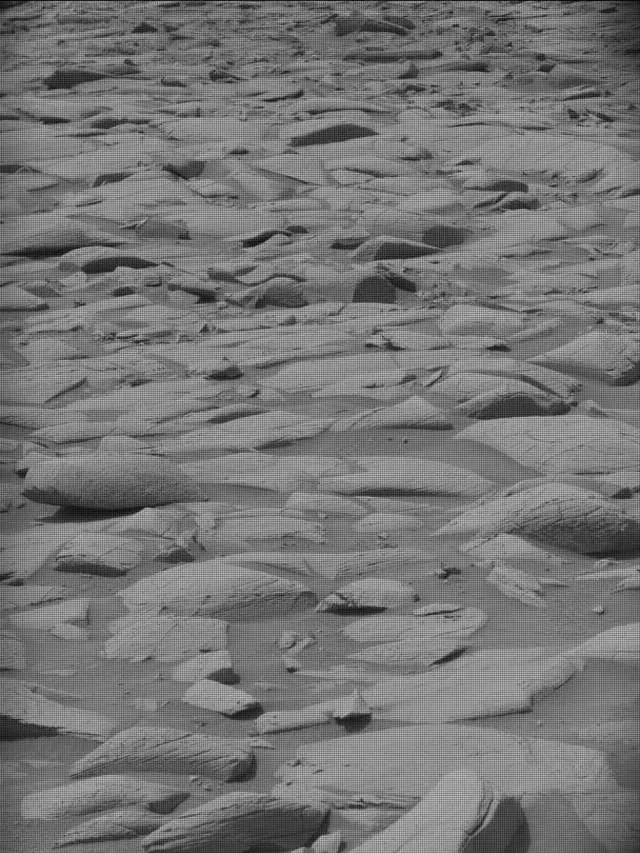 Sol 4148: Mast Camera (Mastcam)