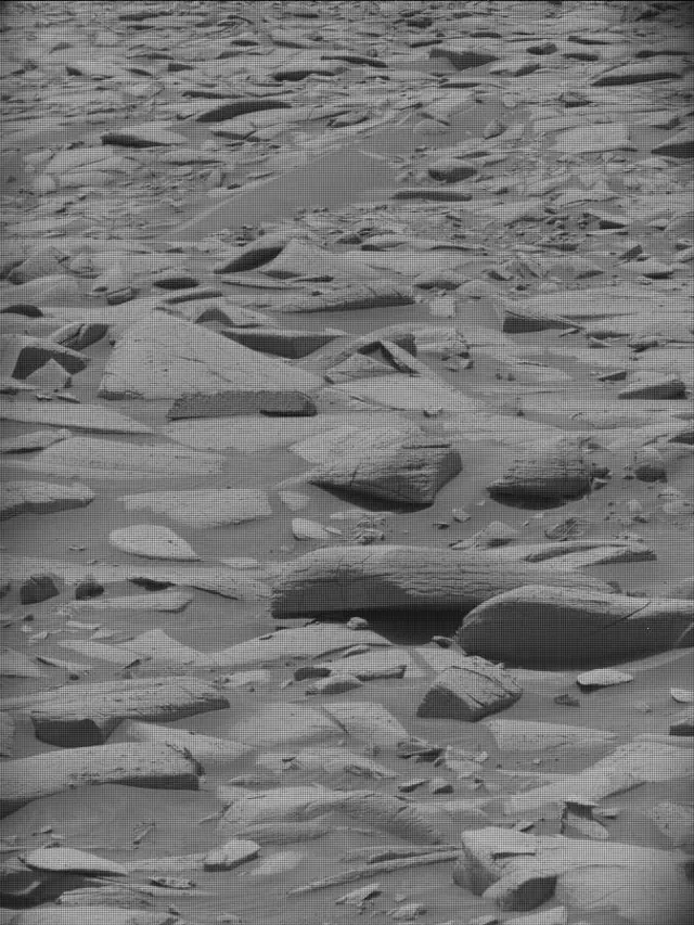Sol 4148: Mast Camera (Mastcam)