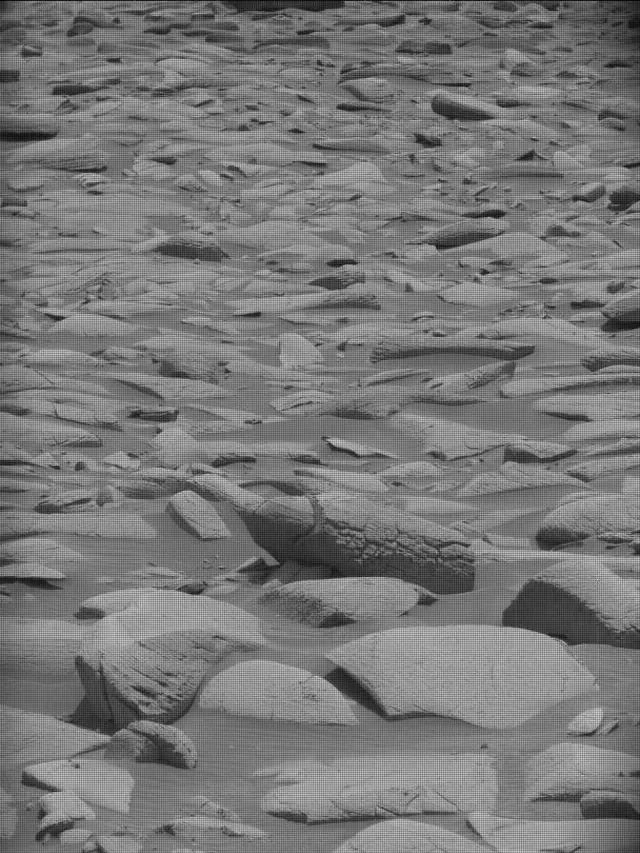 Sol 4148: Mast Camera (Mastcam)