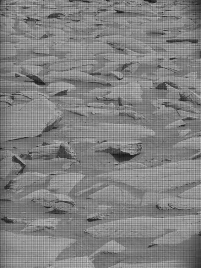 Sol 4148: Mast Camera (Mastcam)