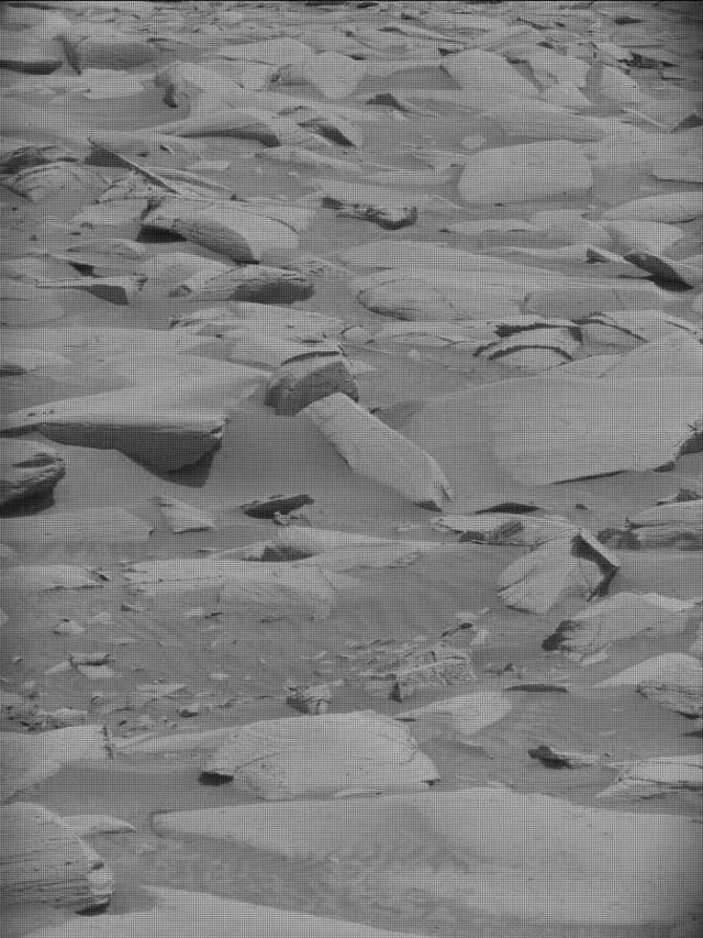 Sol 4148: Mast Camera (Mastcam)