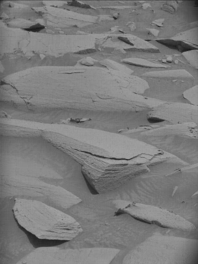 Sol 4148: Mast Camera (Mastcam)