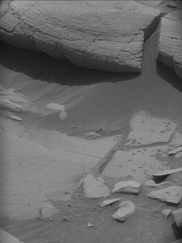 Sol 4148: Mast Camera (Mastcam)