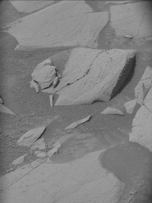 Sol 4148: Mast Camera (Mastcam)