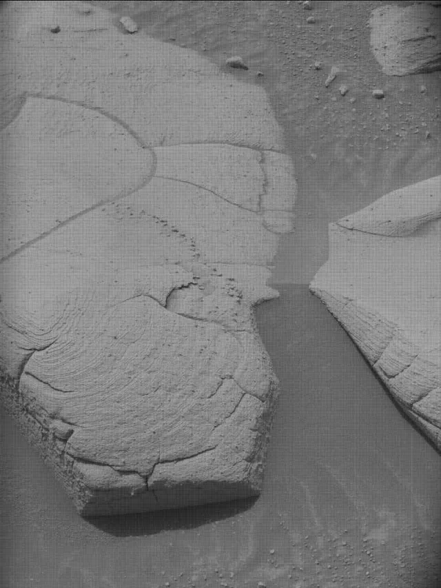 Sol 4148: Mast Camera (Mastcam)