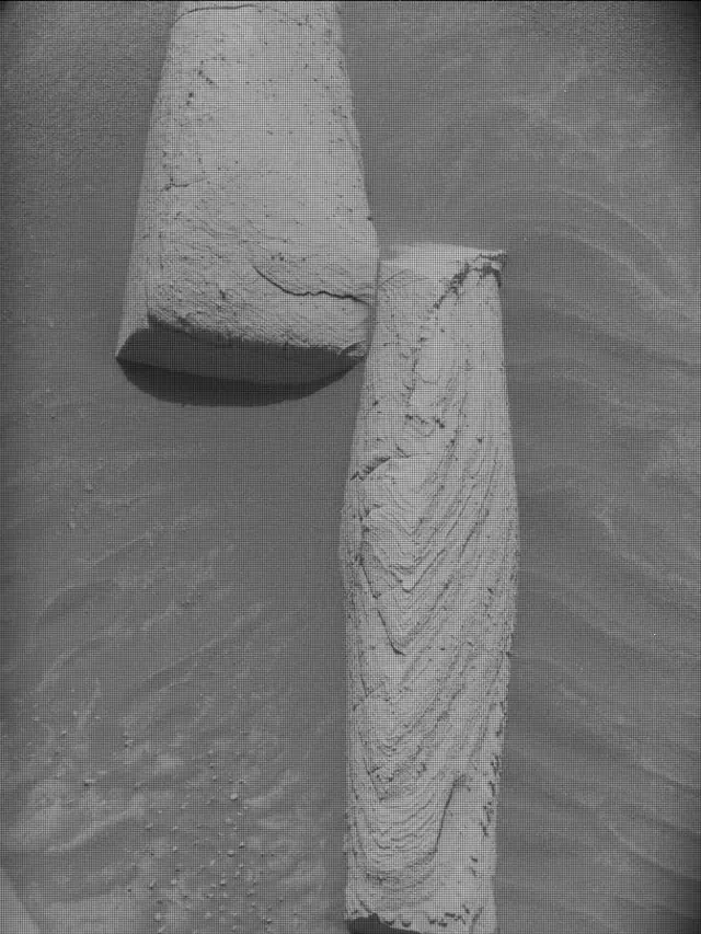 Sol 4148: Mast Camera (Mastcam)