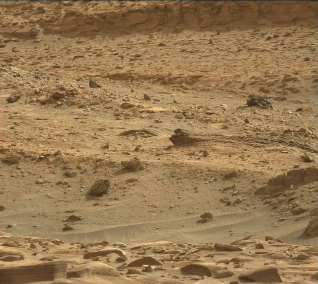Sol 4148: Mast Camera (Mastcam)