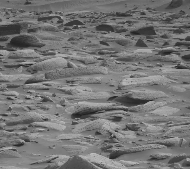 Sol 4148: Mast Camera (Mastcam)