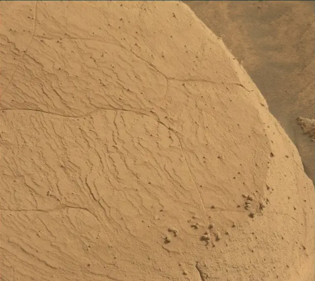 Sol 4148: Mast Camera (Mastcam)